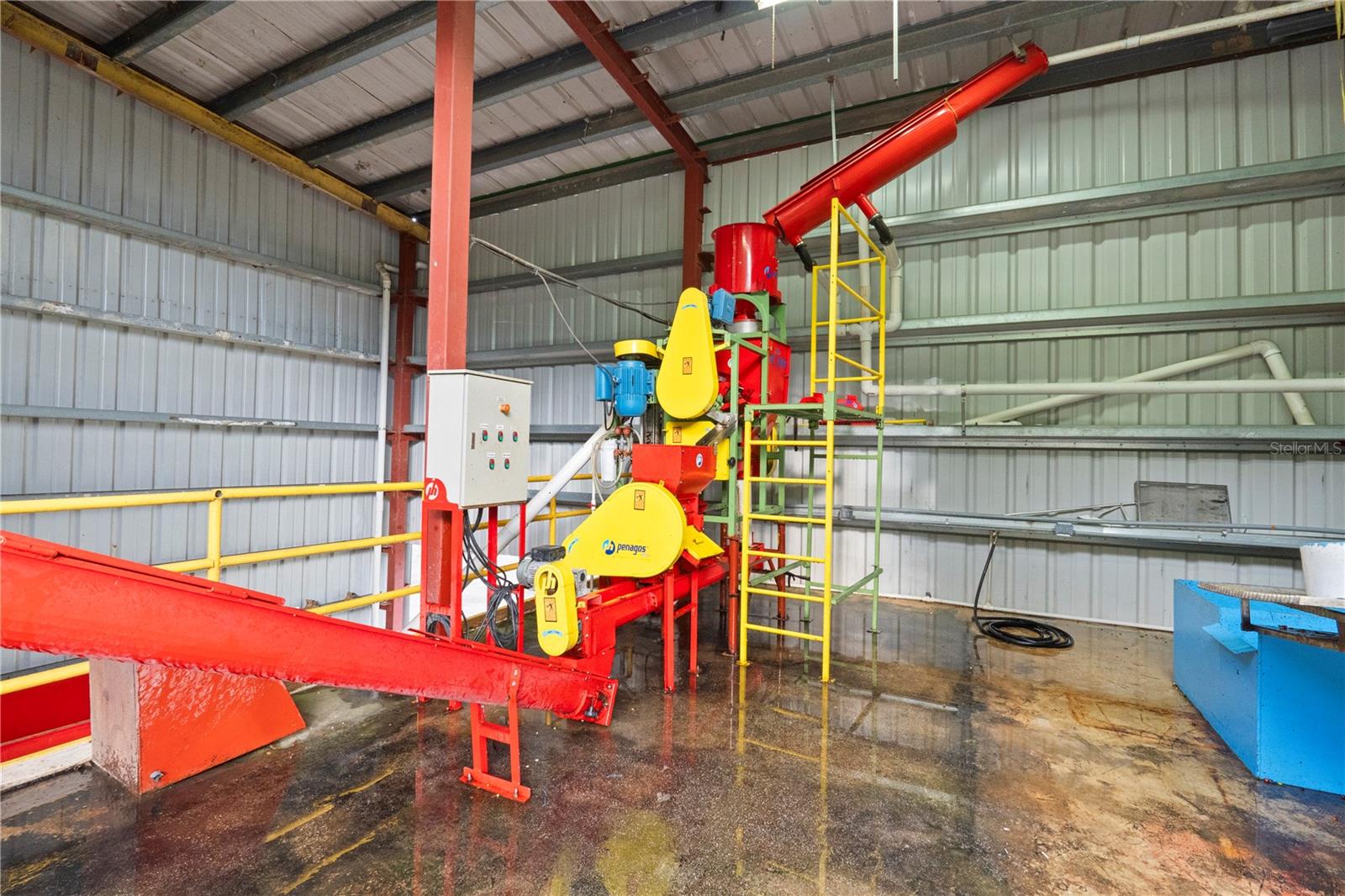 BO. HOYOS PLANES - Residential