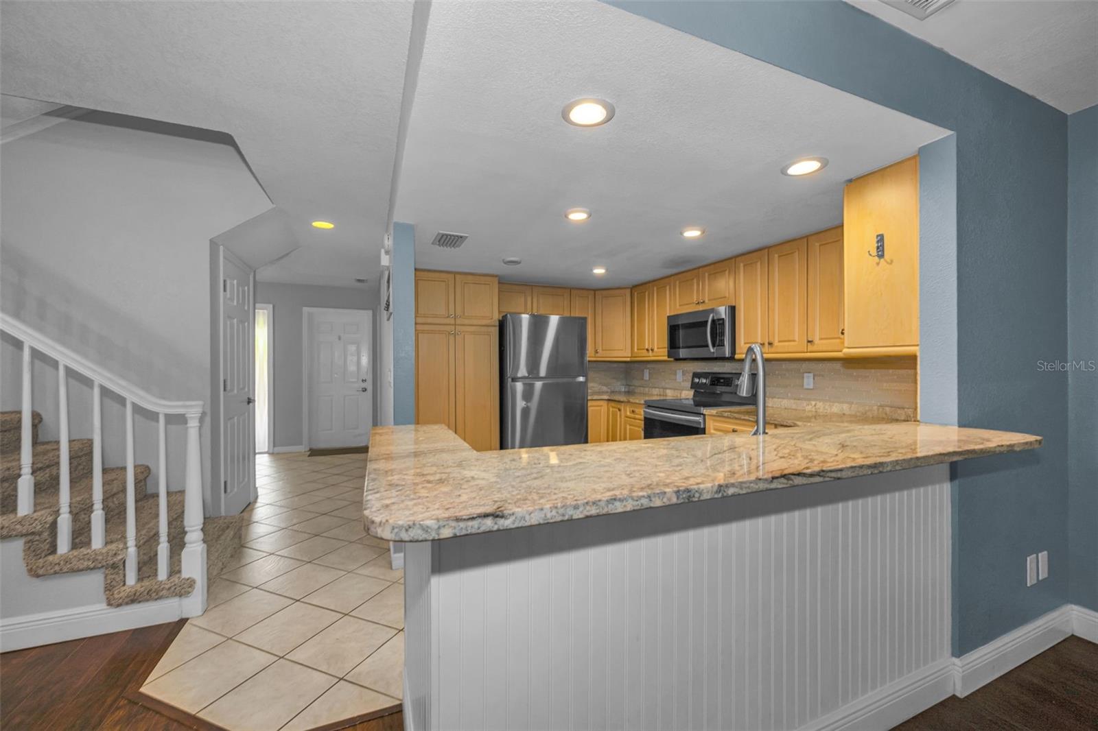LINKS THE CONDO - Residential