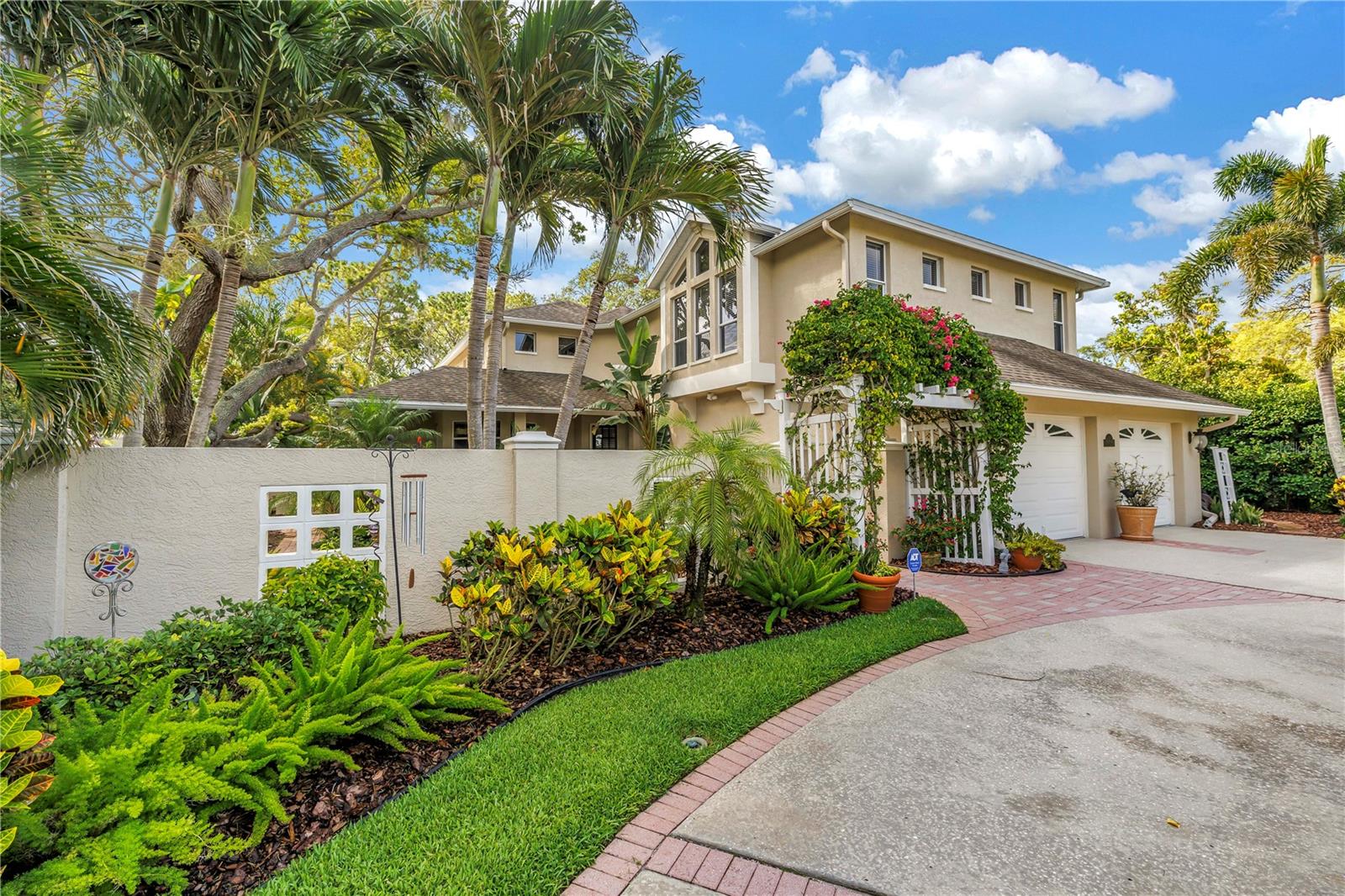 CARLTON ESTATES A PT REP OF LT 7 - Residential