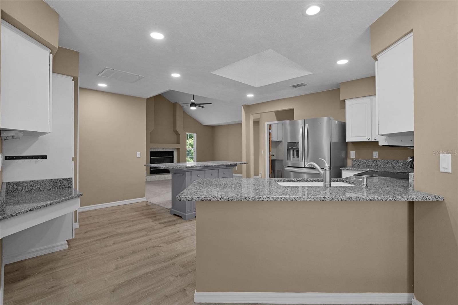 RAINBOW SPRINGS COUNTRY CLUB - Residential