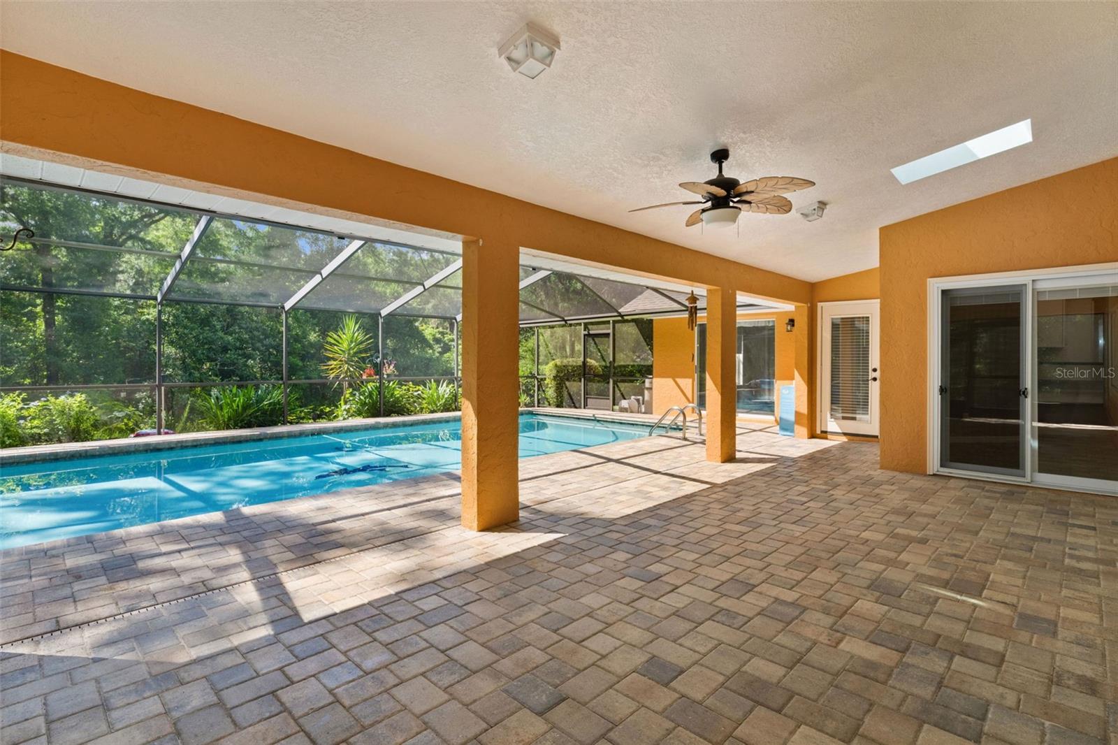 RAINBOW SPRINGS COUNTRY CLUB - Residential