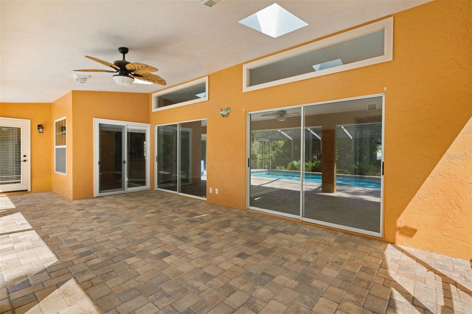 RAINBOW SPRINGS COUNTRY CLUB - Residential