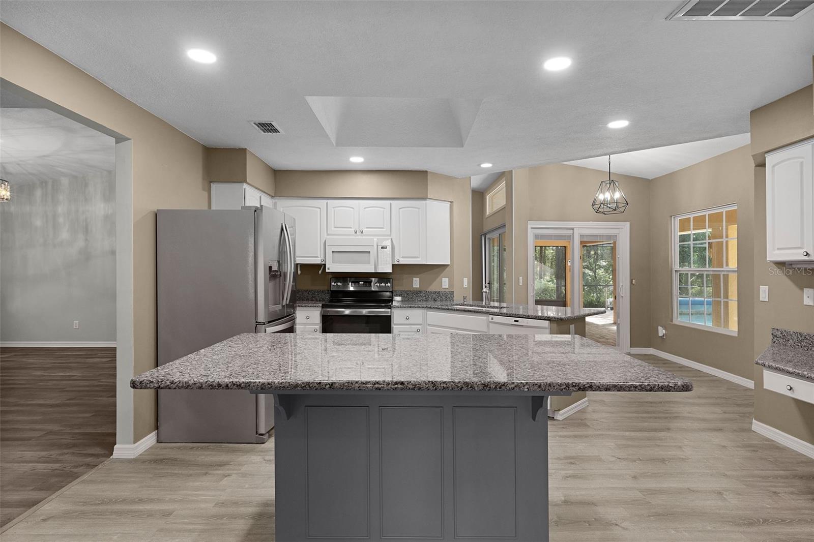RAINBOW SPRINGS COUNTRY CLUB - Residential