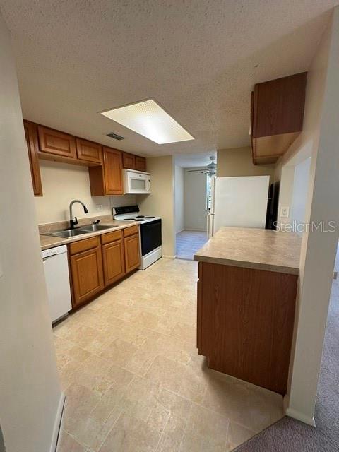 GARDENS OF FOREST LAKES CONDO THE - Residential Lease