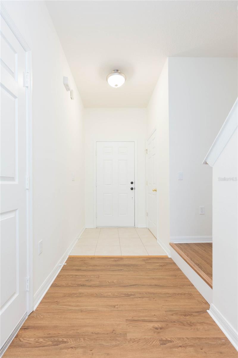 AMBERLY OAKS TWNHMS - Residential