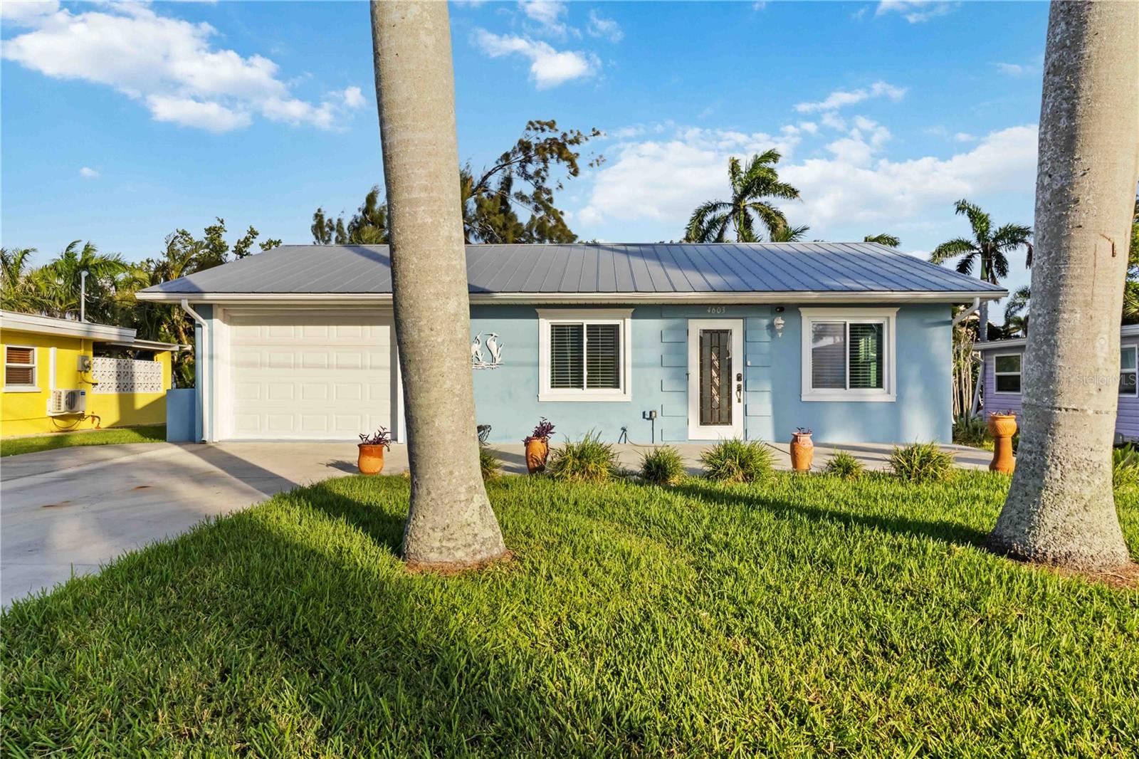 TWIN ISLES ESTATES - Residential