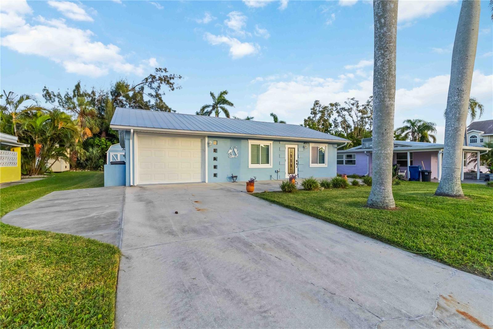TWIN ISLES ESTATES - Residential