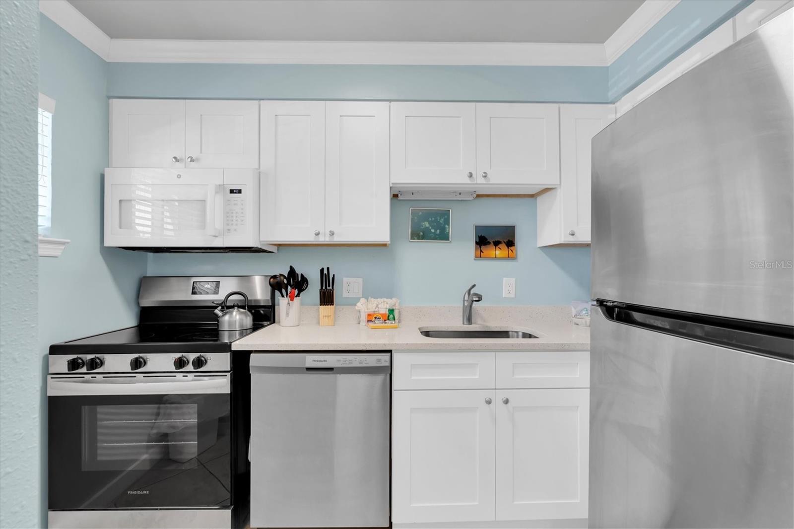 BAREFOOT BEACH RESORT OF INDIAN SHORES - Residential