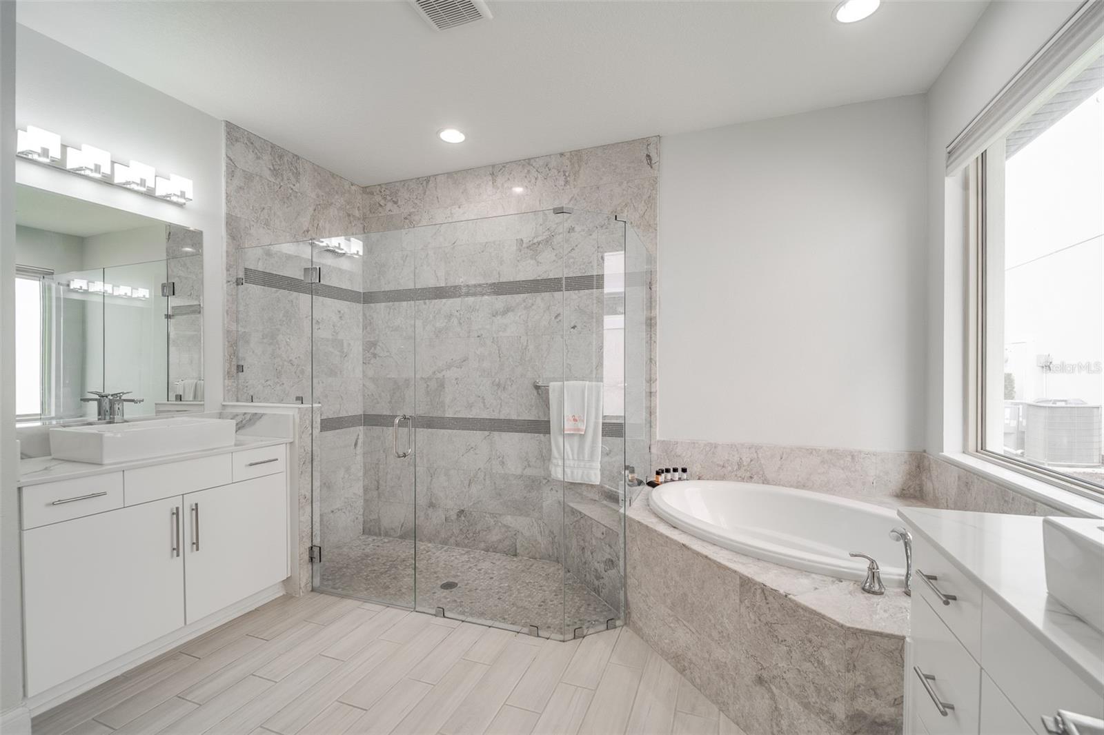 ROYAL CYPRESS PRESERVE PH 2 - Residential
