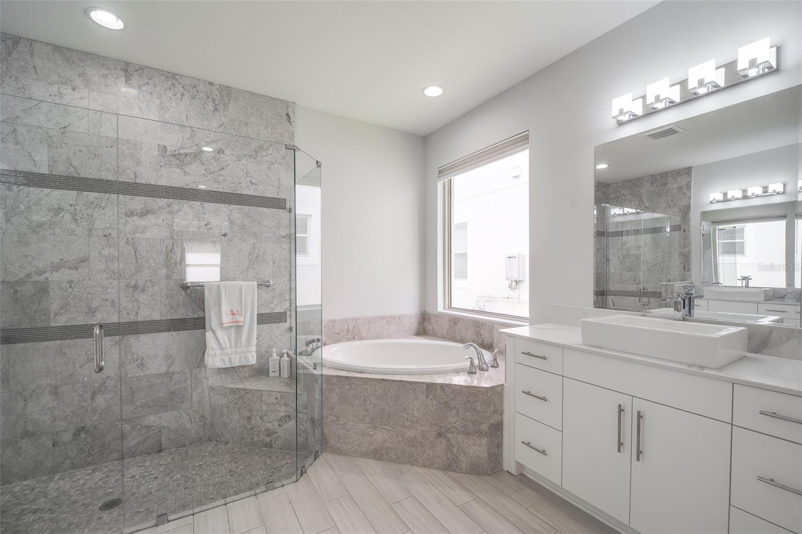 ROYAL CYPRESS PRESERVE PH 2 - Residential