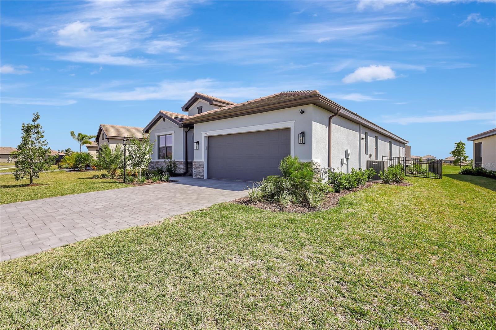 LORRAINE LAKES PH I - Residential