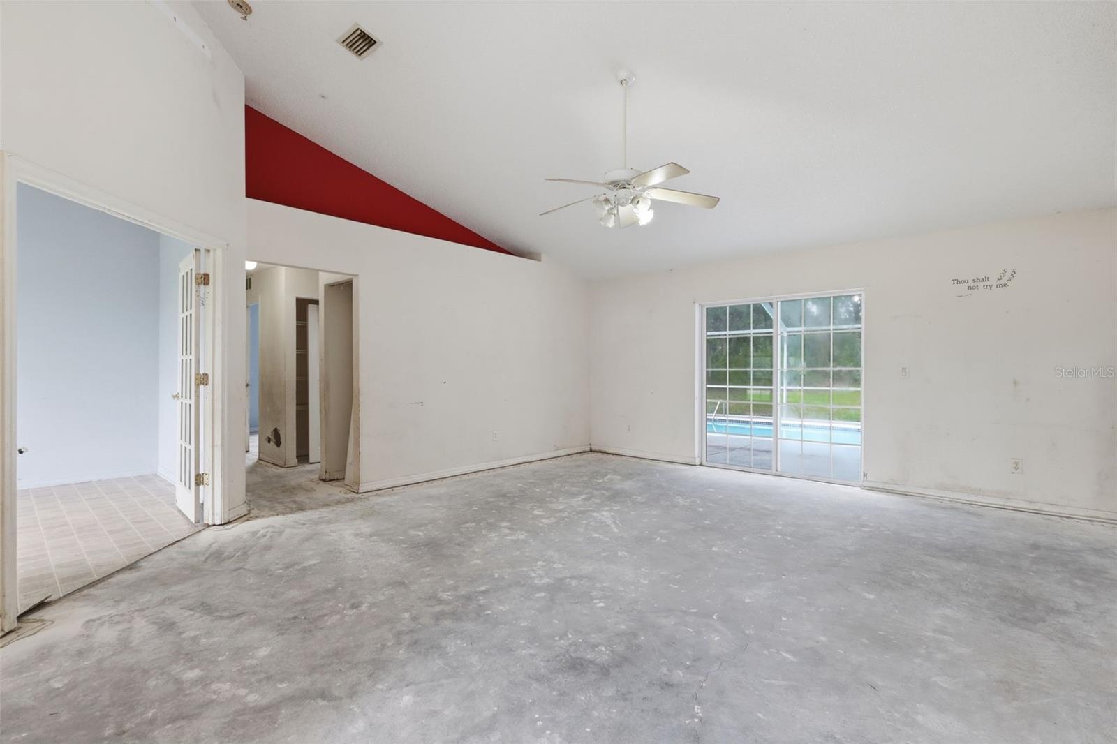 KINGSLAND COUNTRY ESTATE - Residential