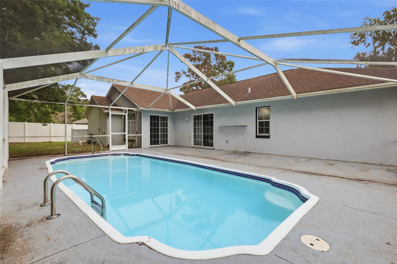 KINGSLAND COUNTRY ESTATE - Residential