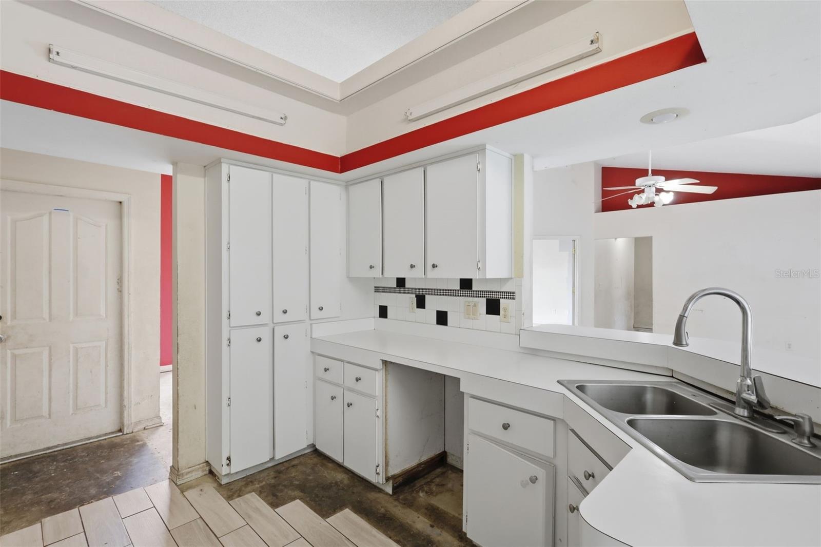 KINGSLAND COUNTRY ESTATE - Residential