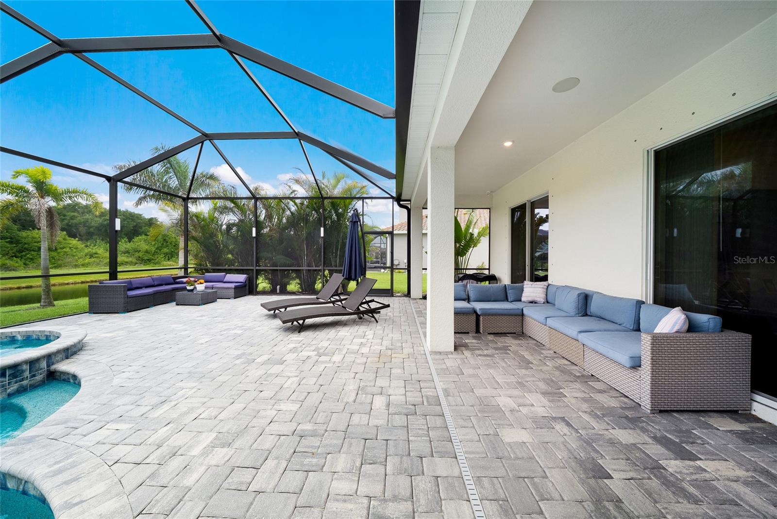 SAVANNA AT LAKEWOOD RANCH PH III 3ABD - Residential