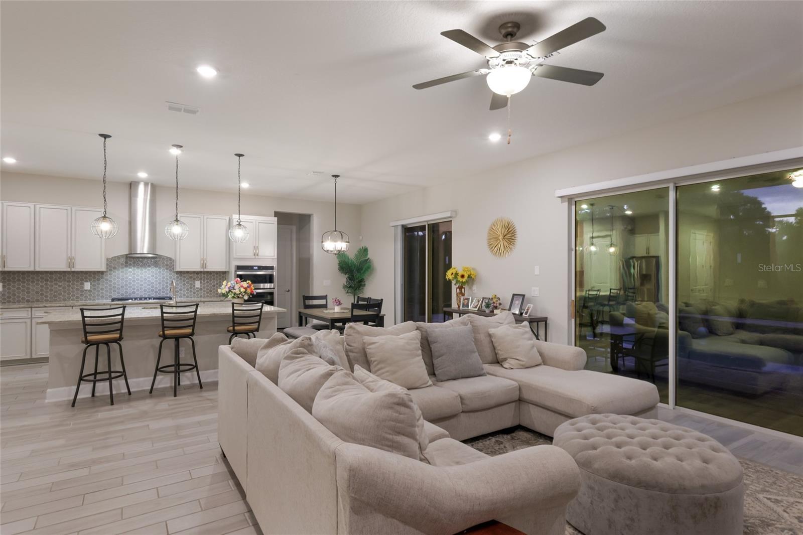 SAVANNA AT LAKEWOOD RANCH PH III 3ABD - Residential