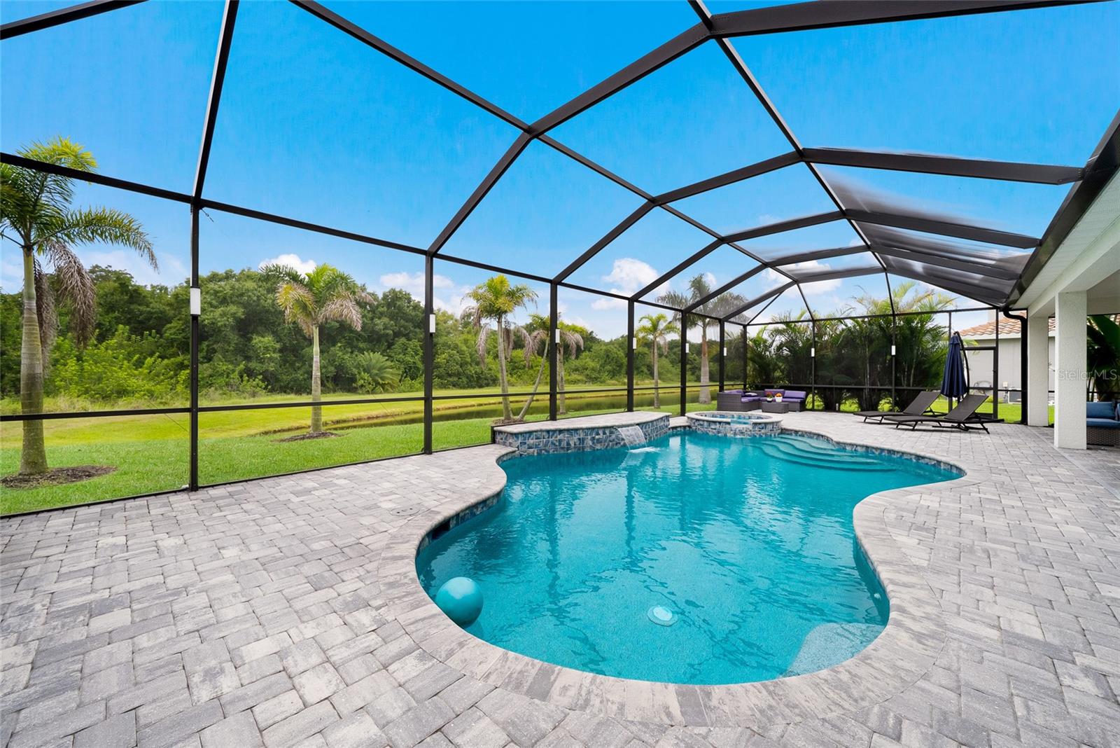 SAVANNA AT LAKEWOOD RANCH PH III 3ABD - Residential