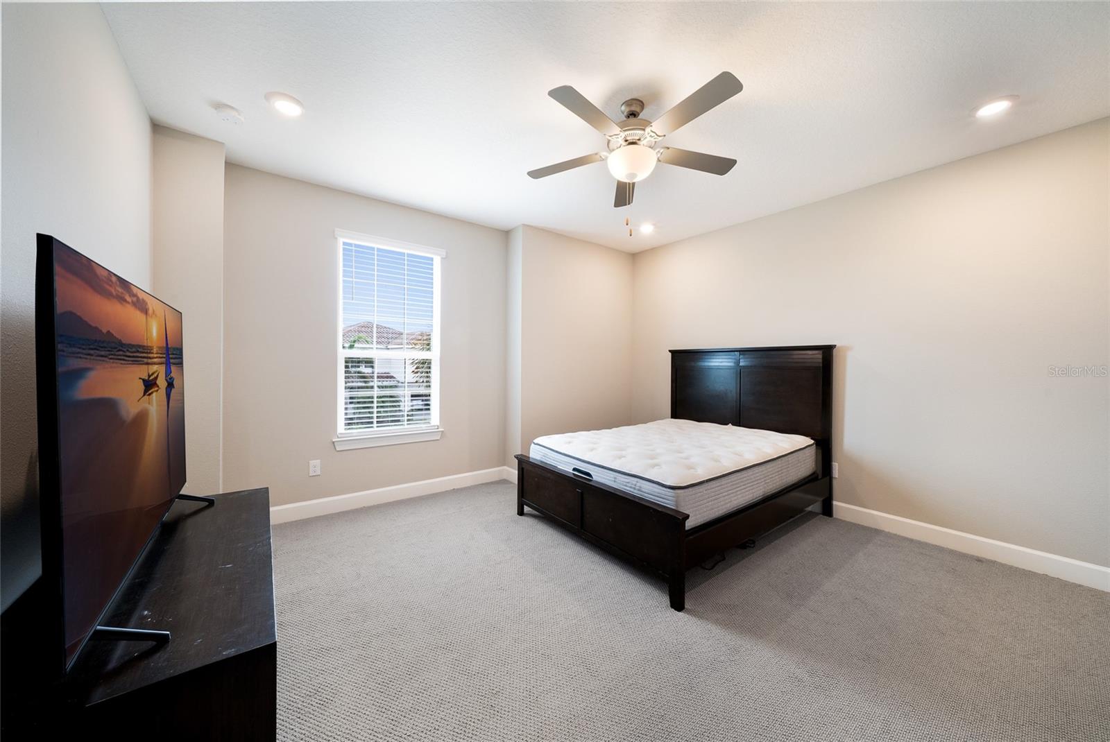 SAVANNA AT LAKEWOOD RANCH PH III 3ABD - Residential