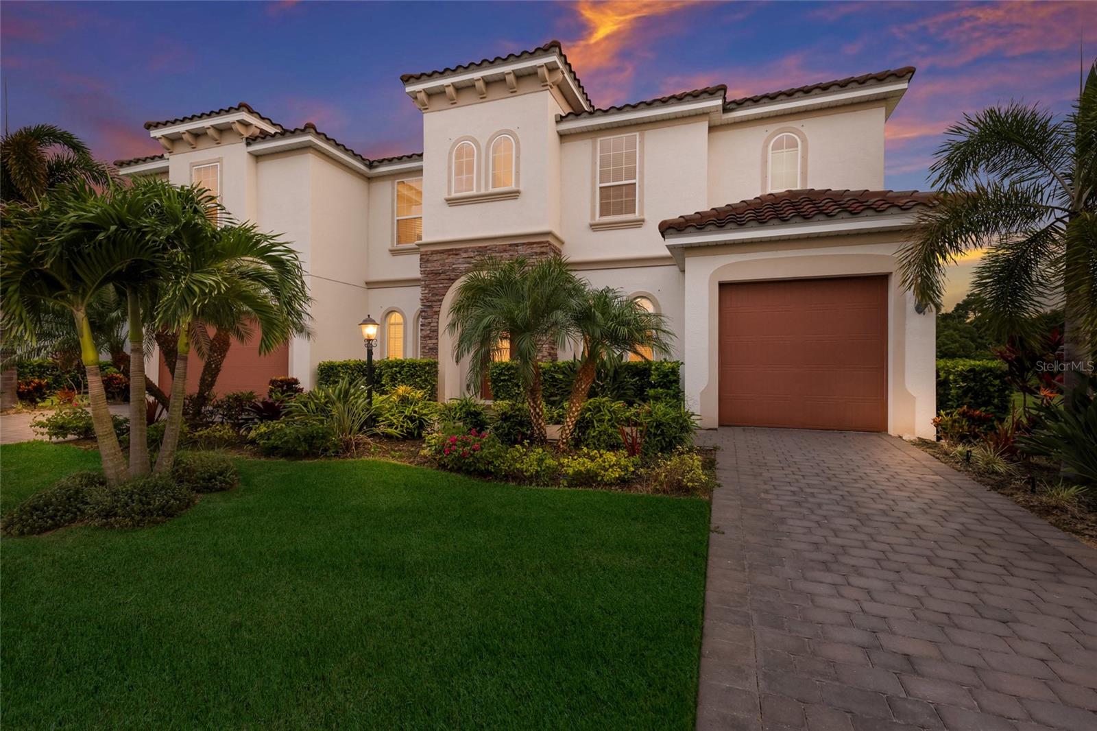 SAVANNA AT LAKEWOOD RANCH PH III 3ABD - Residential