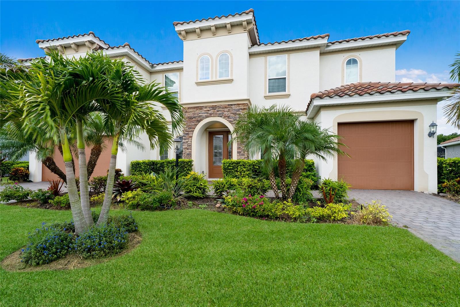 SAVANNA AT LAKEWOOD RANCH PH III 3ABD - Residential