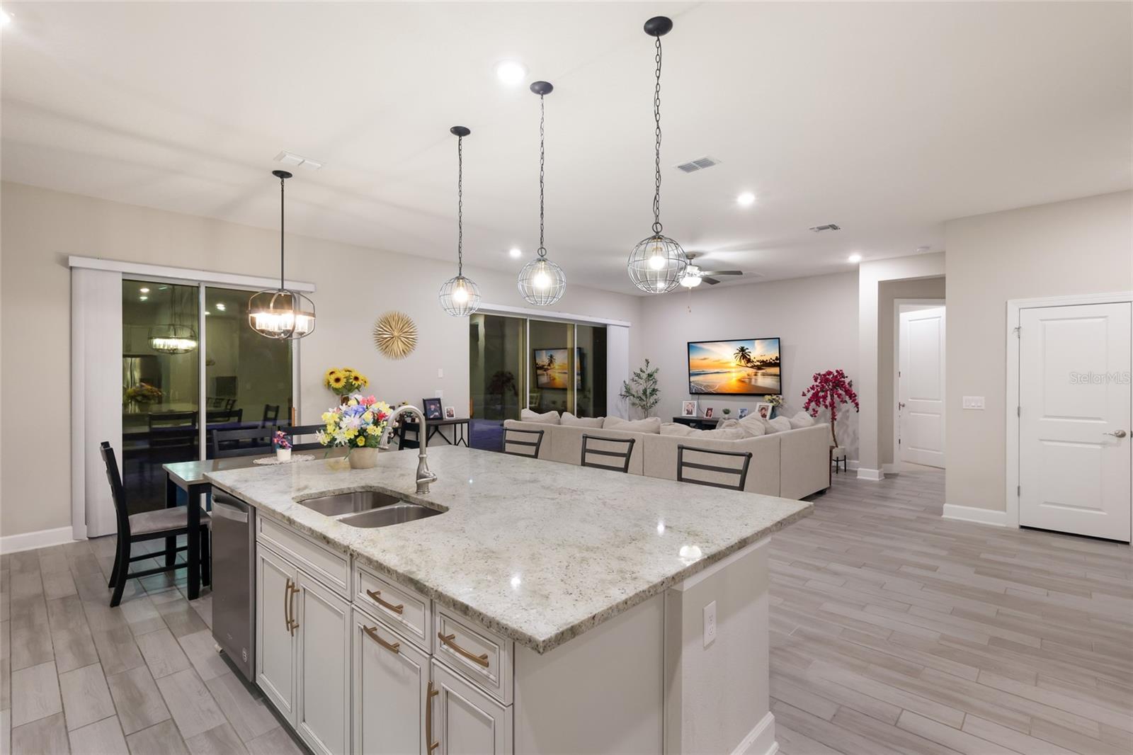 SAVANNA AT LAKEWOOD RANCH PH III 3ABD - Residential