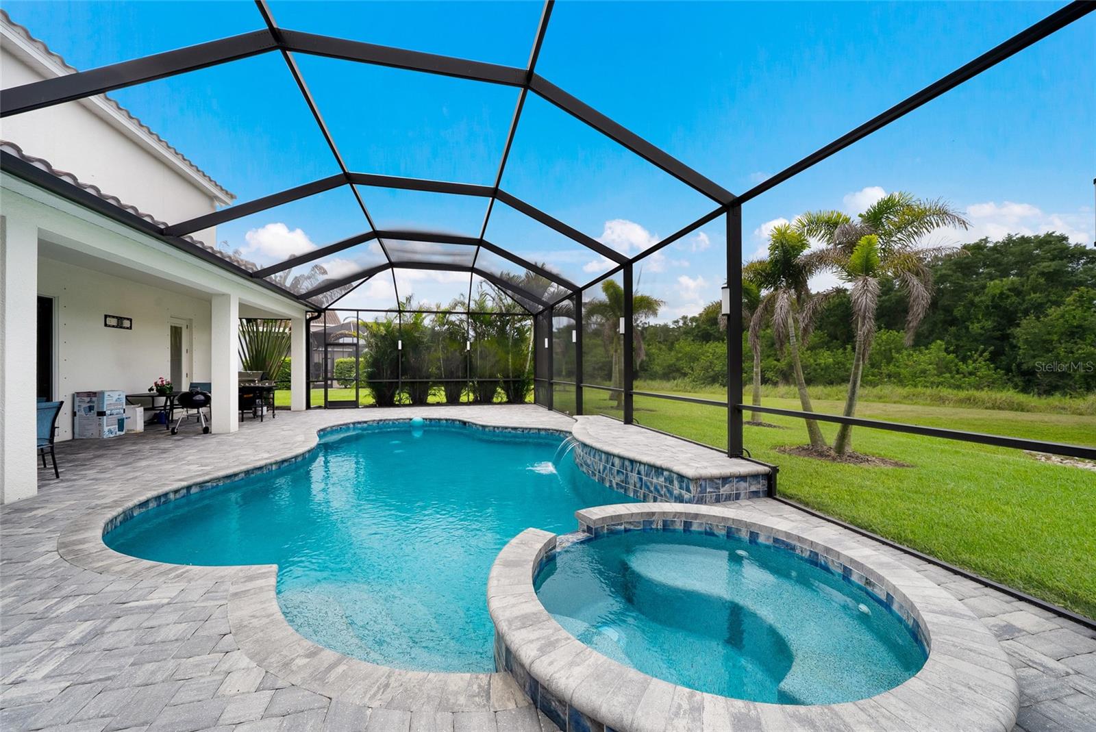 SAVANNA AT LAKEWOOD RANCH PH III 3ABD - Residential