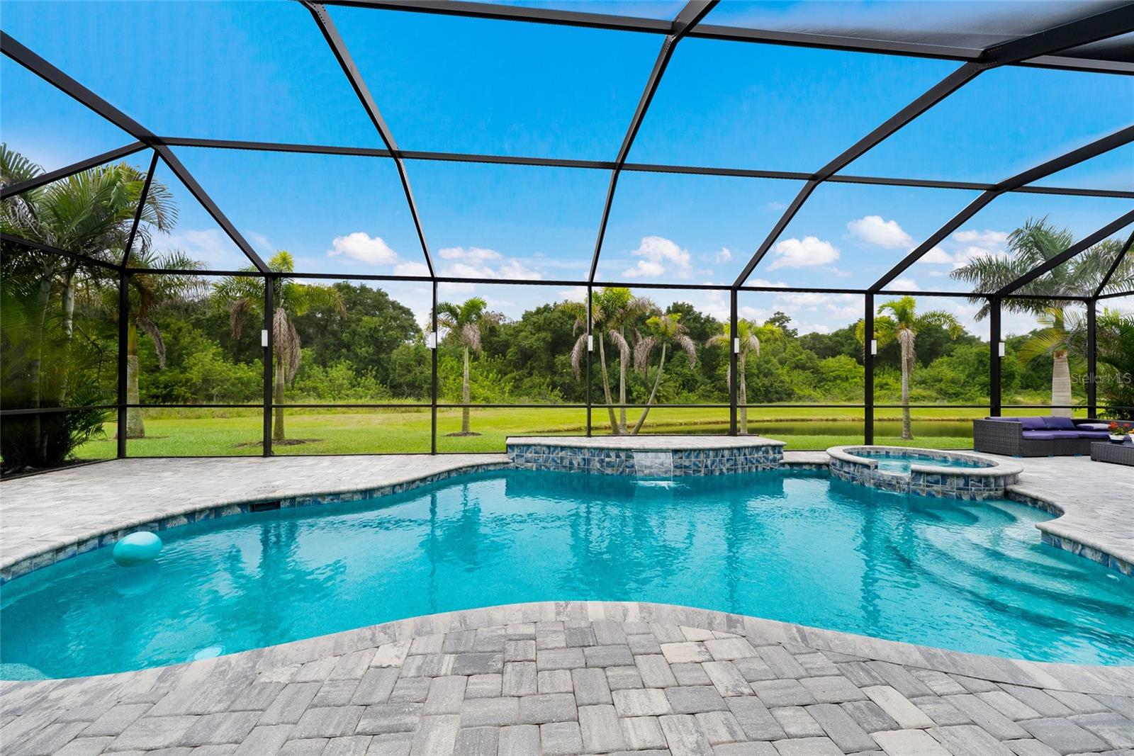 SAVANNA AT LAKEWOOD RANCH PH III 3ABD - Residential