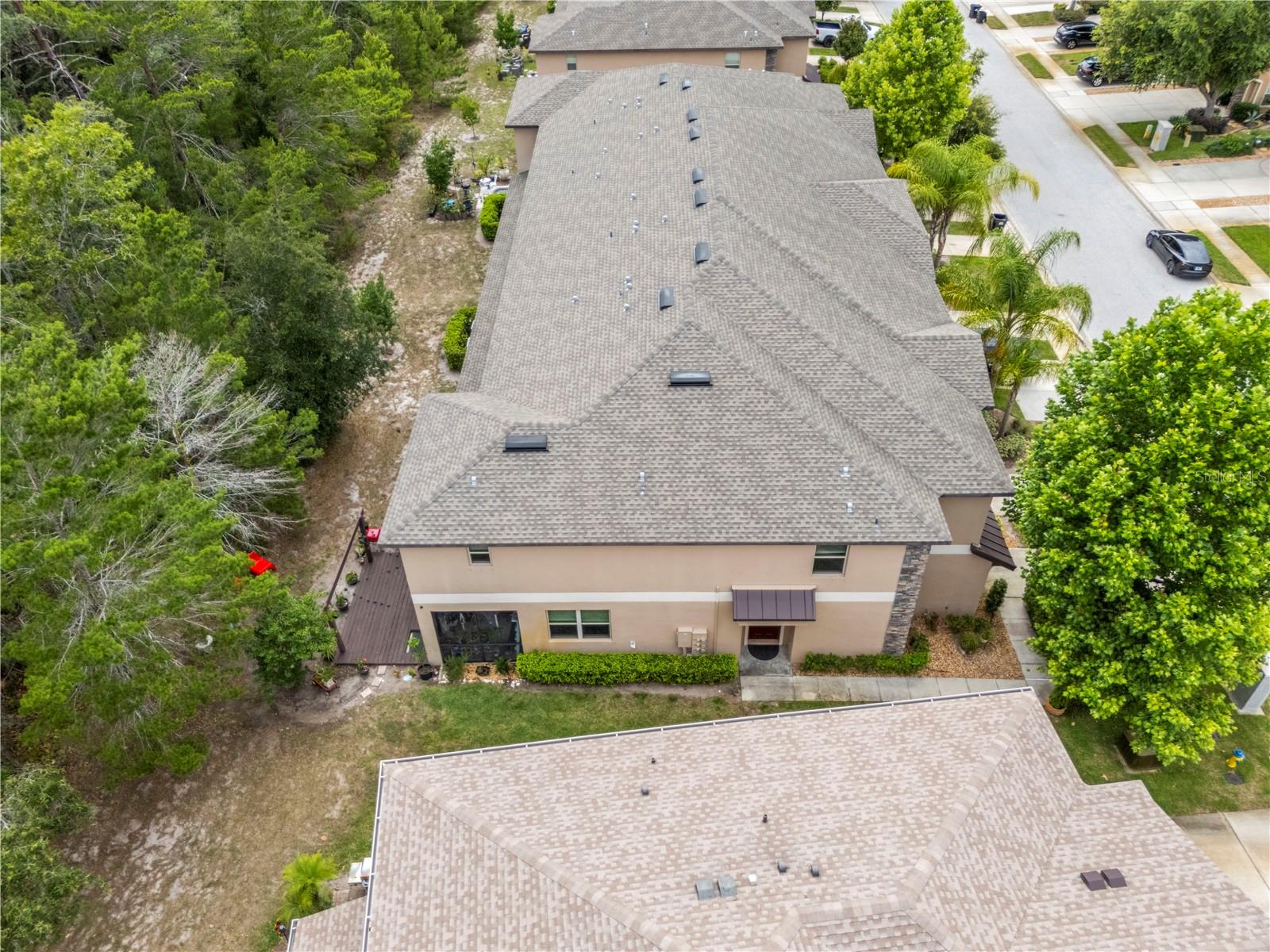 VENTANA TWNHMS AT WATERS EDGE - Residential