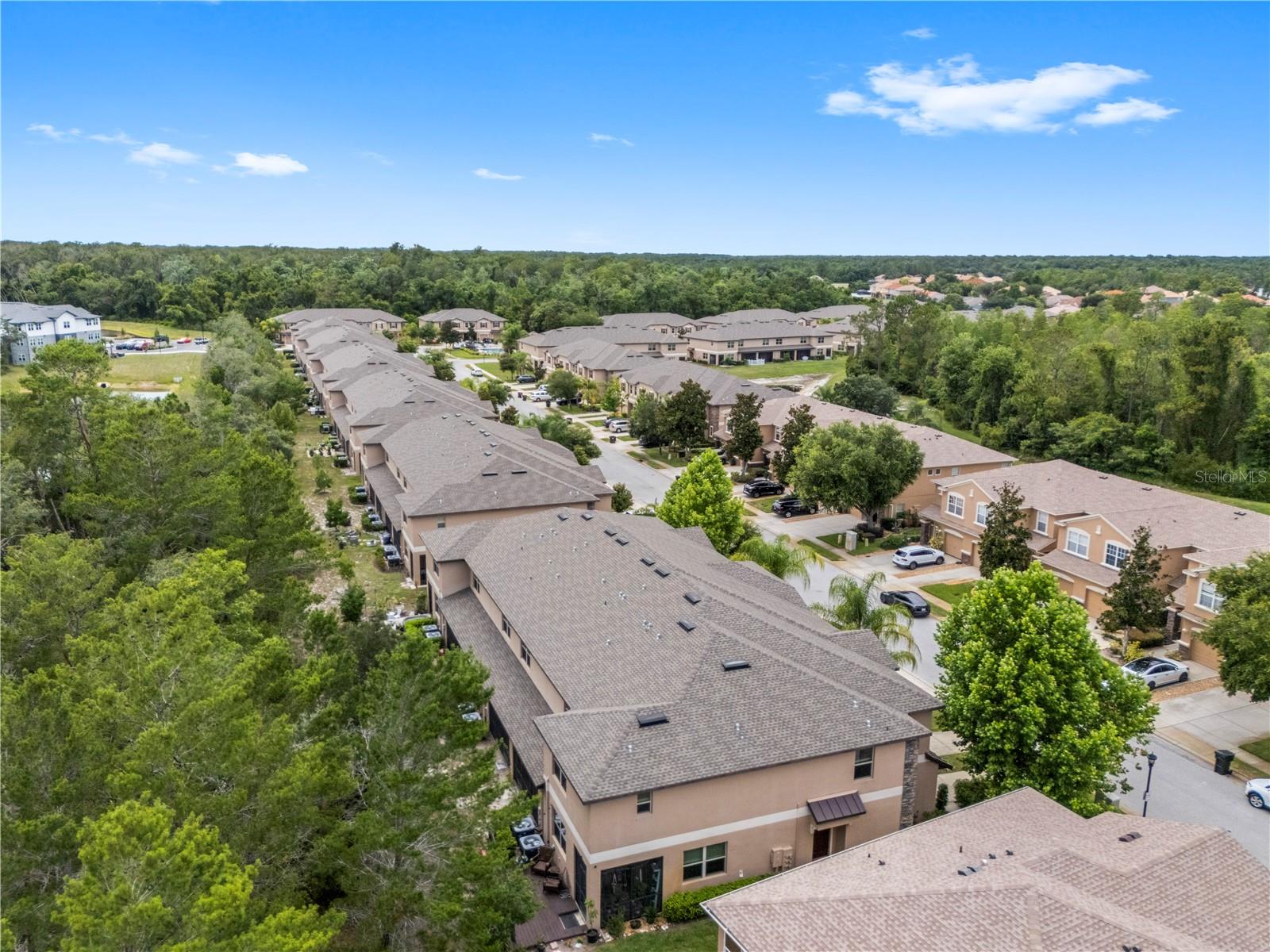 VENTANA TWNHMS AT WATERS EDGE - Residential