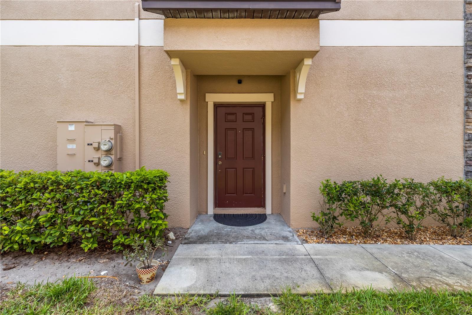VENTANA TWNHMS AT WATERS EDGE - Residential