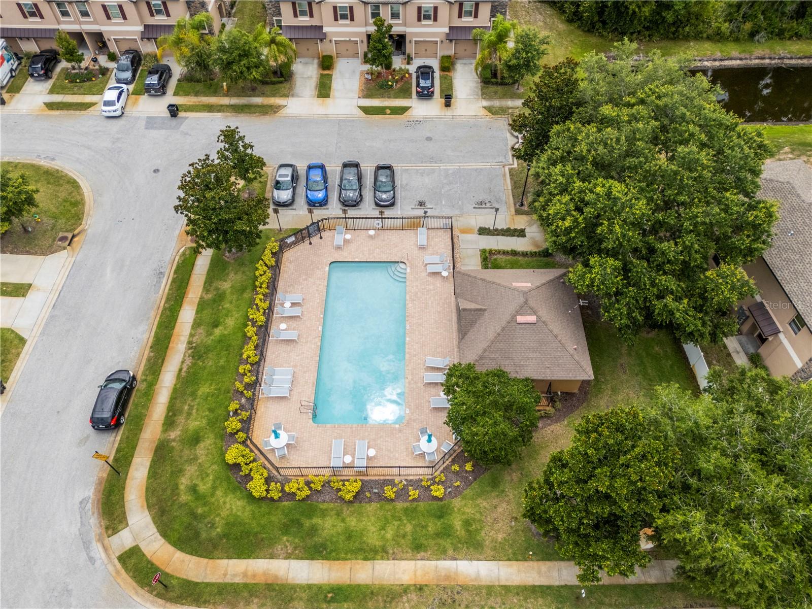 VENTANA TWNHMS AT WATERS EDGE - Residential