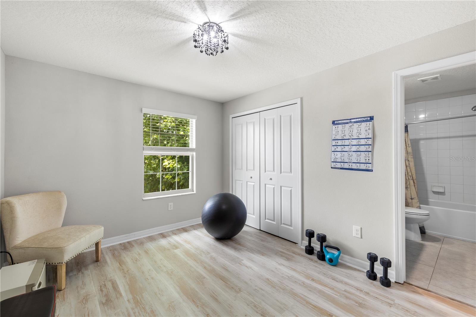 VENTANA TWNHMS AT WATERS EDGE - Residential