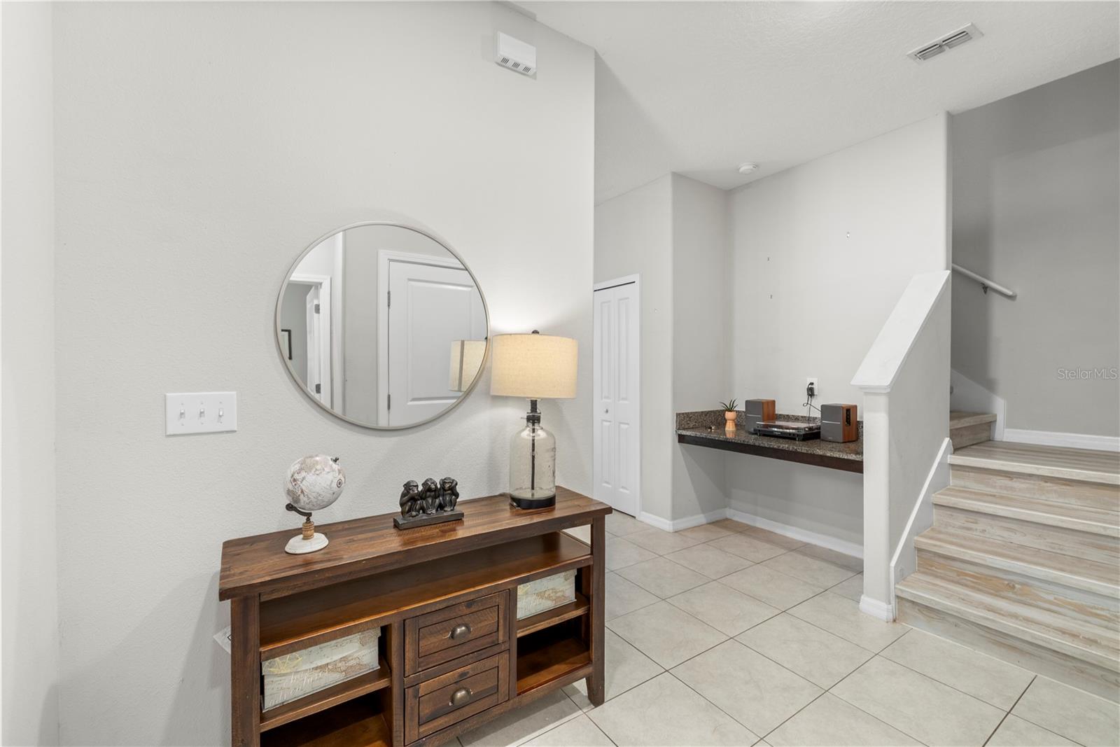 VENTANA TWNHMS AT WATERS EDGE - Residential