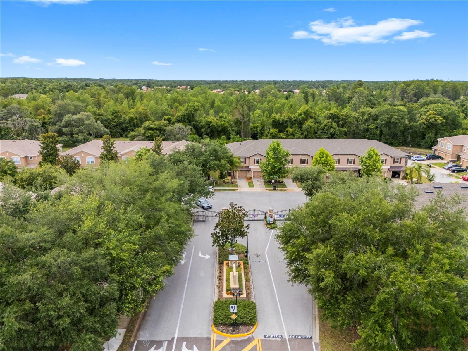 VENTANA TWNHMS AT WATERS EDGE - Residential