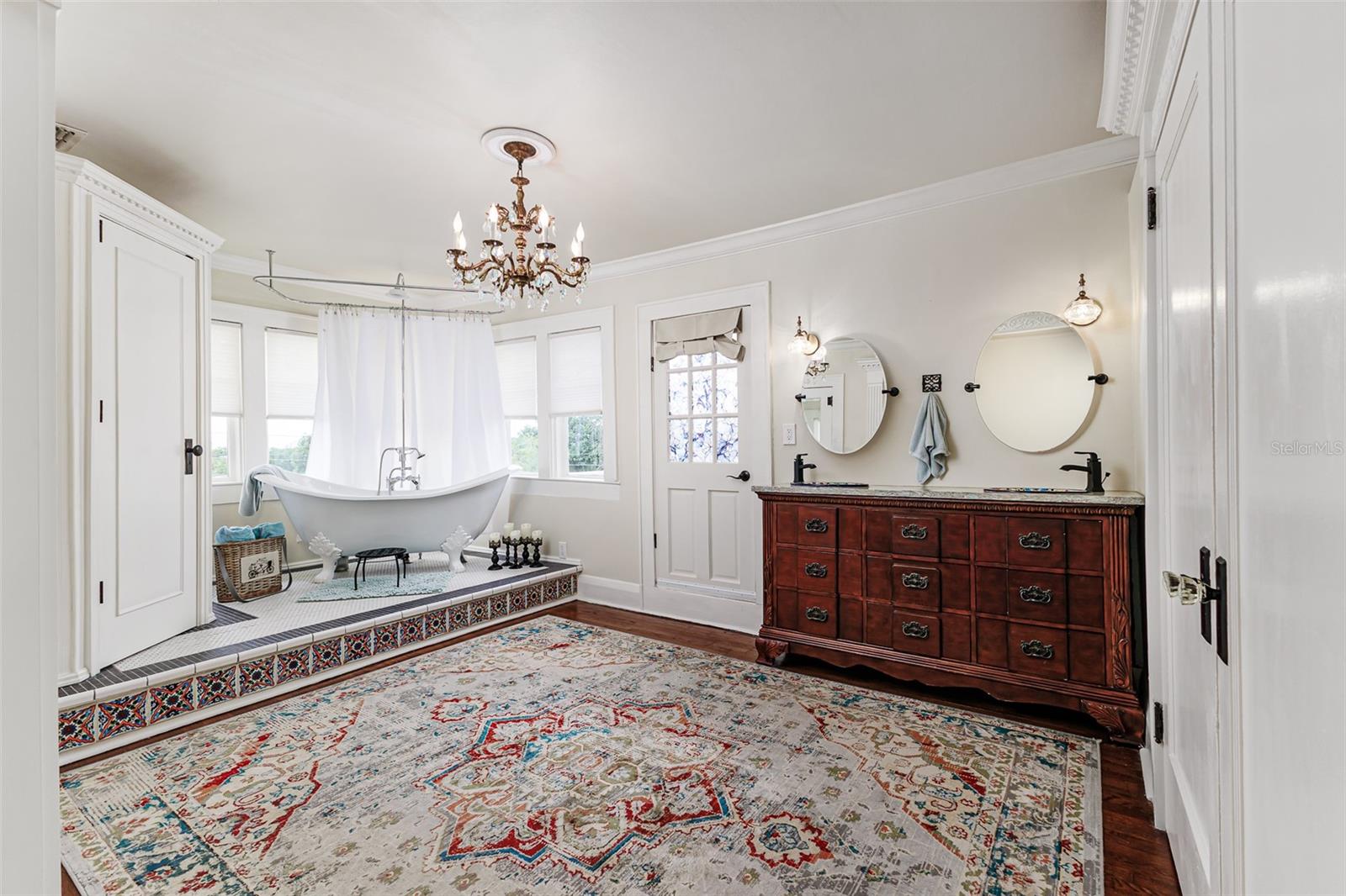 CLEVELAND HEIGHTS - Residential