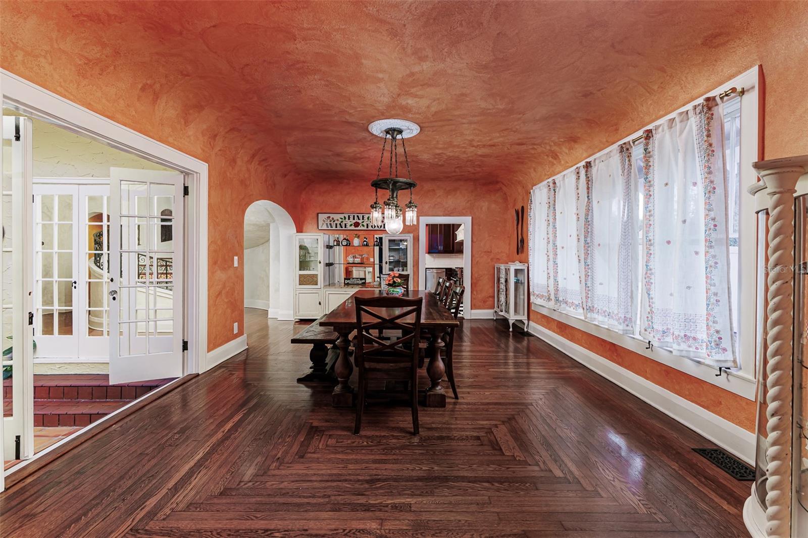 CLEVELAND HEIGHTS - Residential