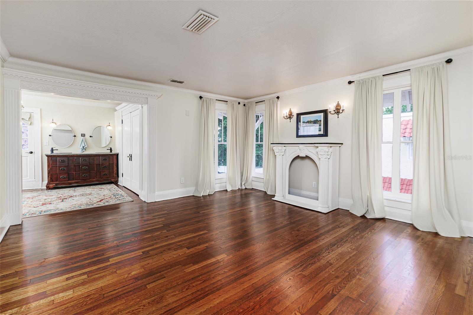 CLEVELAND HEIGHTS - Residential