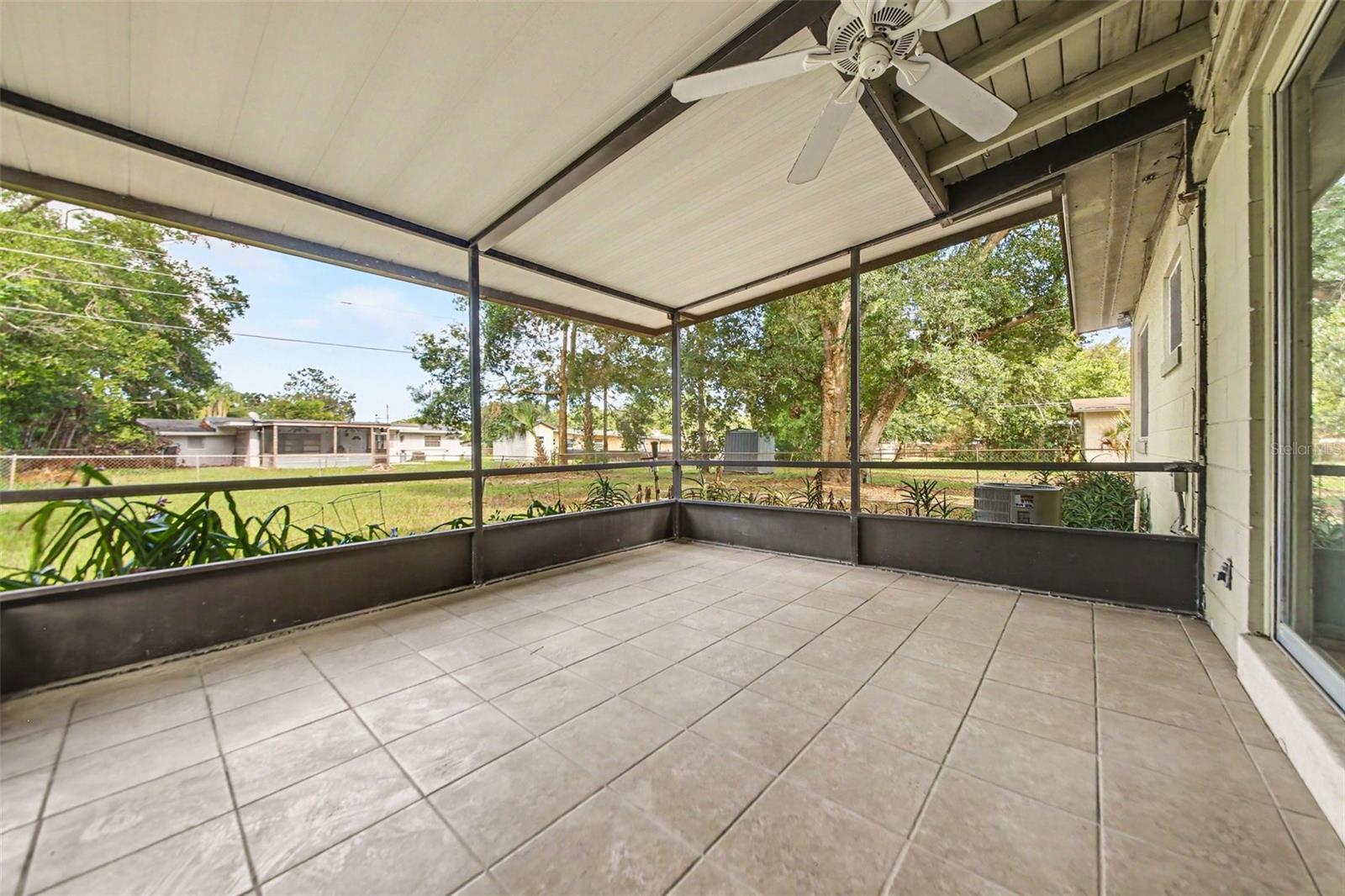 FAIRLANE ESTATES SEC 1 REP - Residential