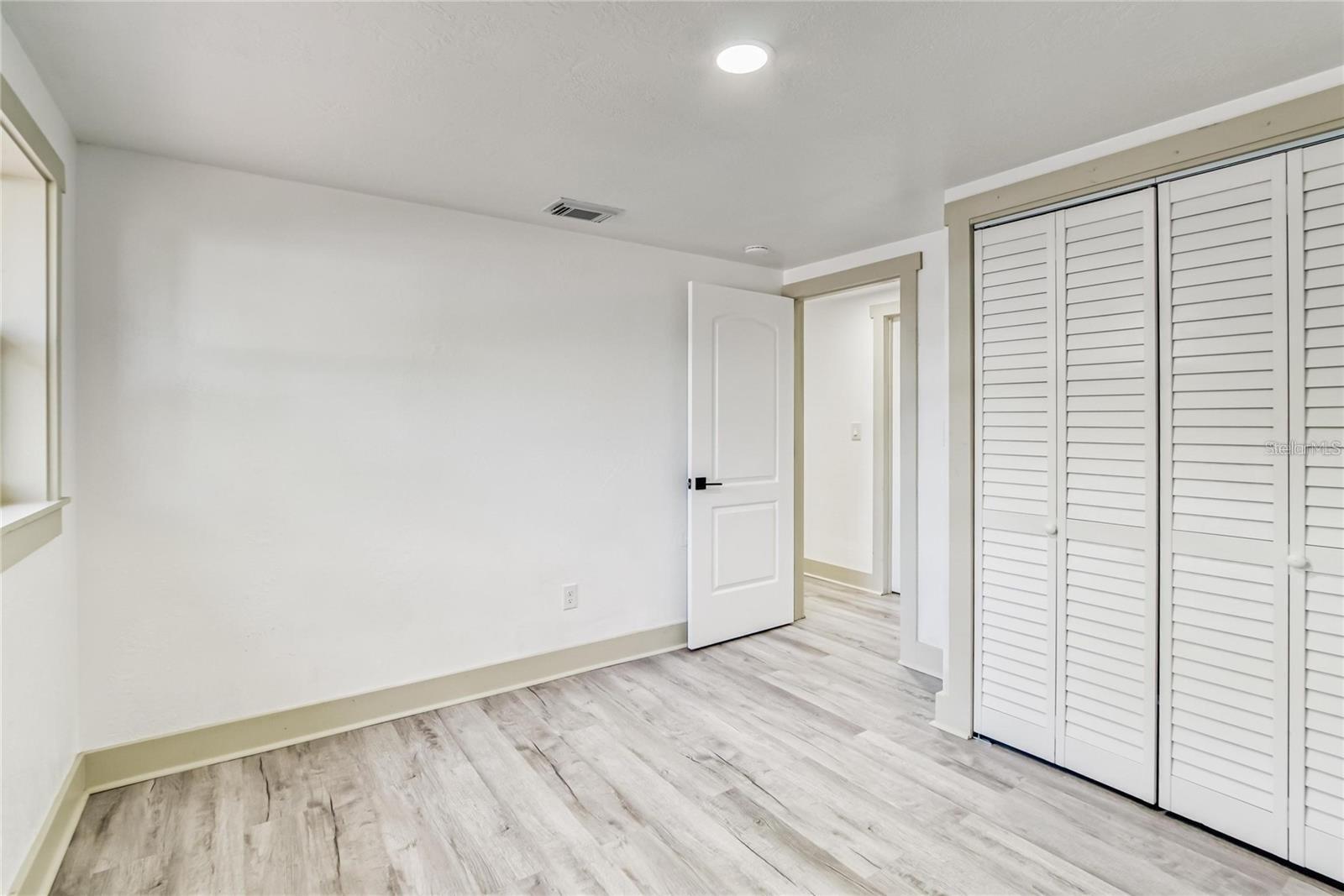 WOODVALLEY UNIT 5 - Residential