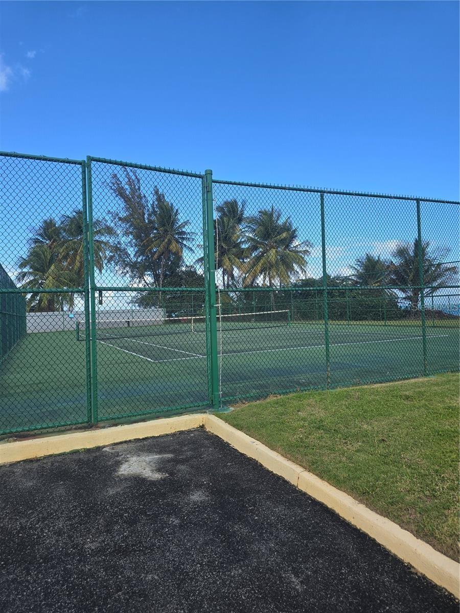 CONDOMINIO BERWIND ESTATES BEACH - Residential