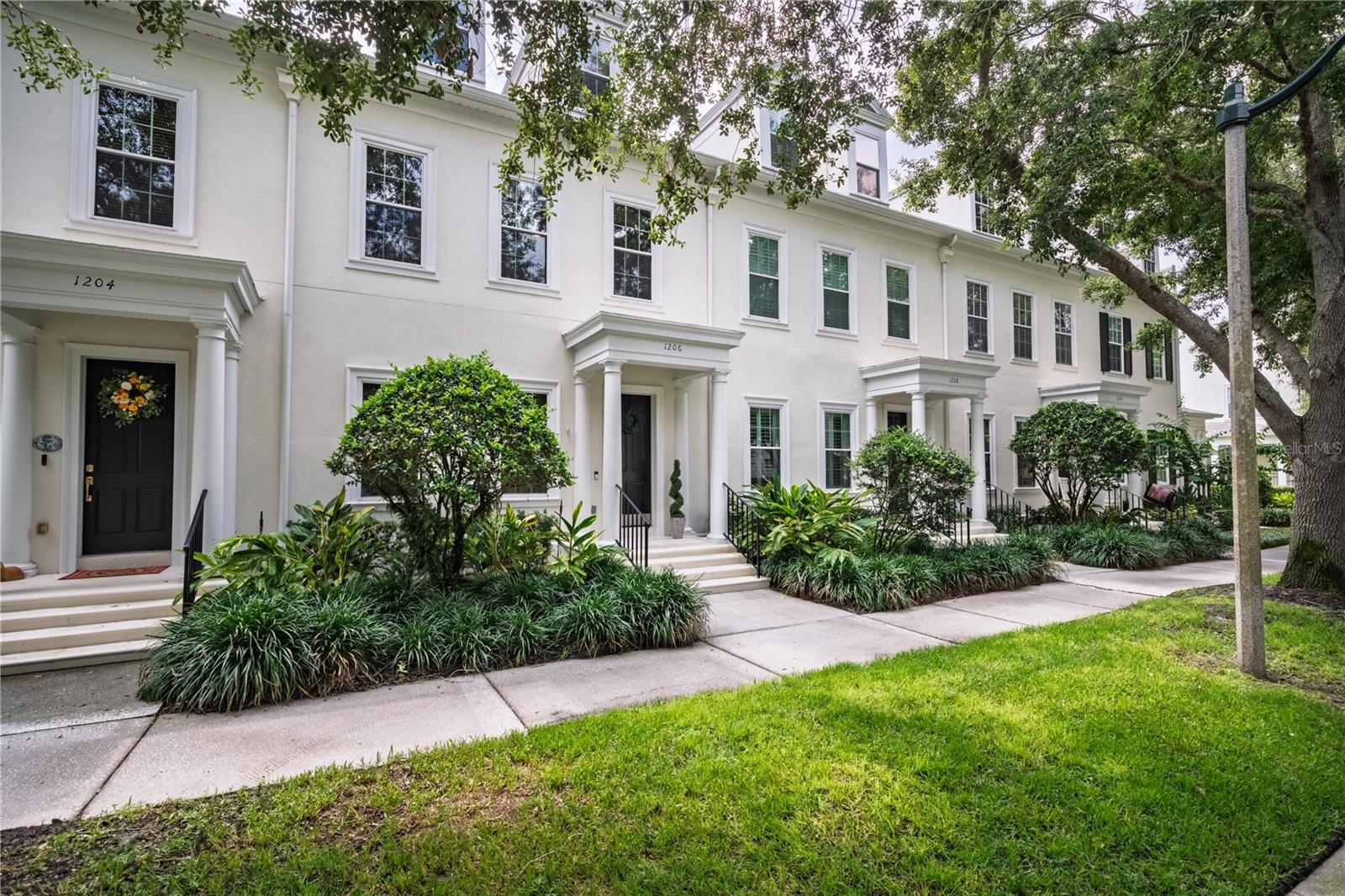 SPRING PARK TOWNHOMES - Residential