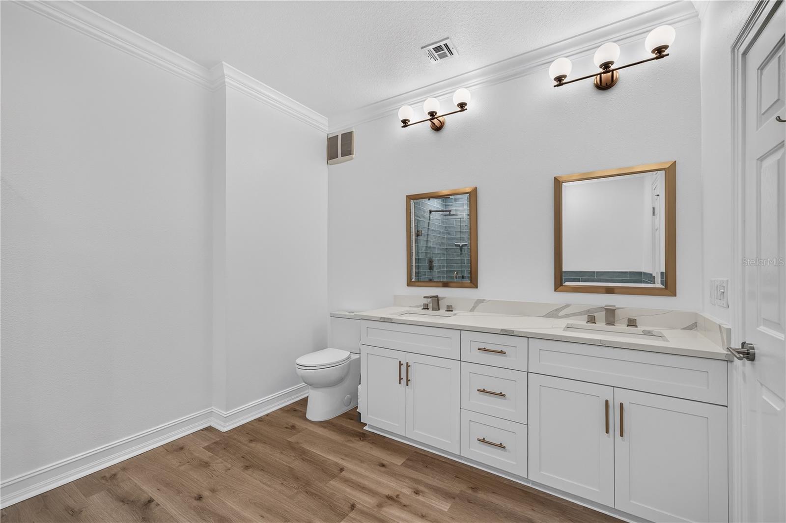 SPRING PARK TOWNHOMES - Residential