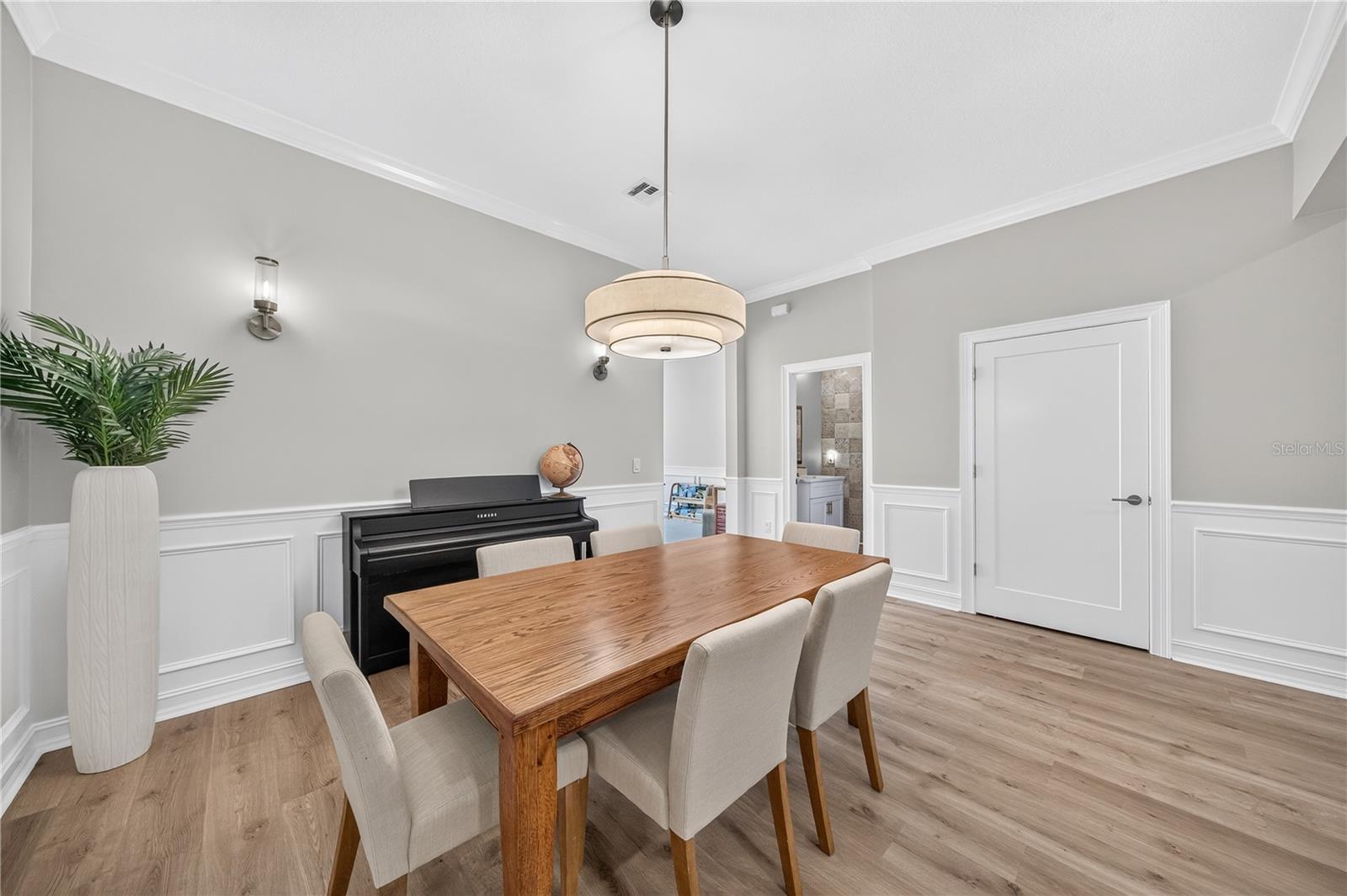 SPRING PARK TOWNHOMES - Residential