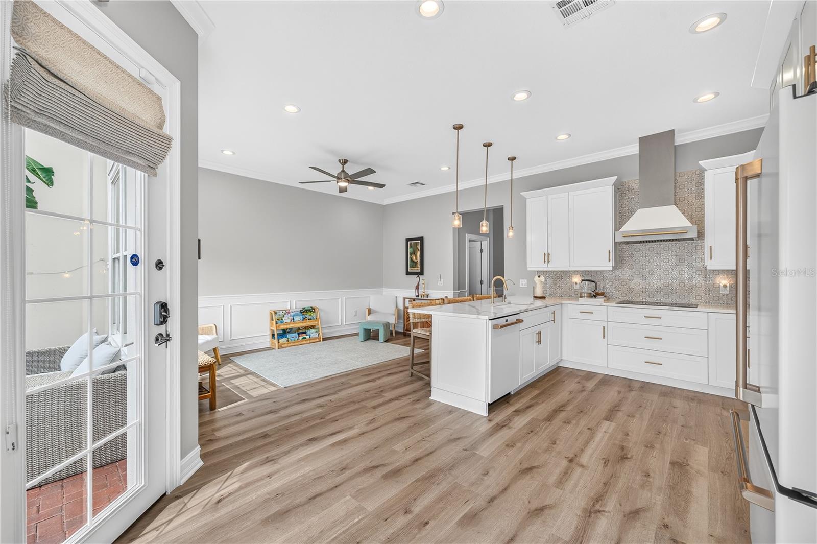 SPRING PARK TOWNHOMES - Residential