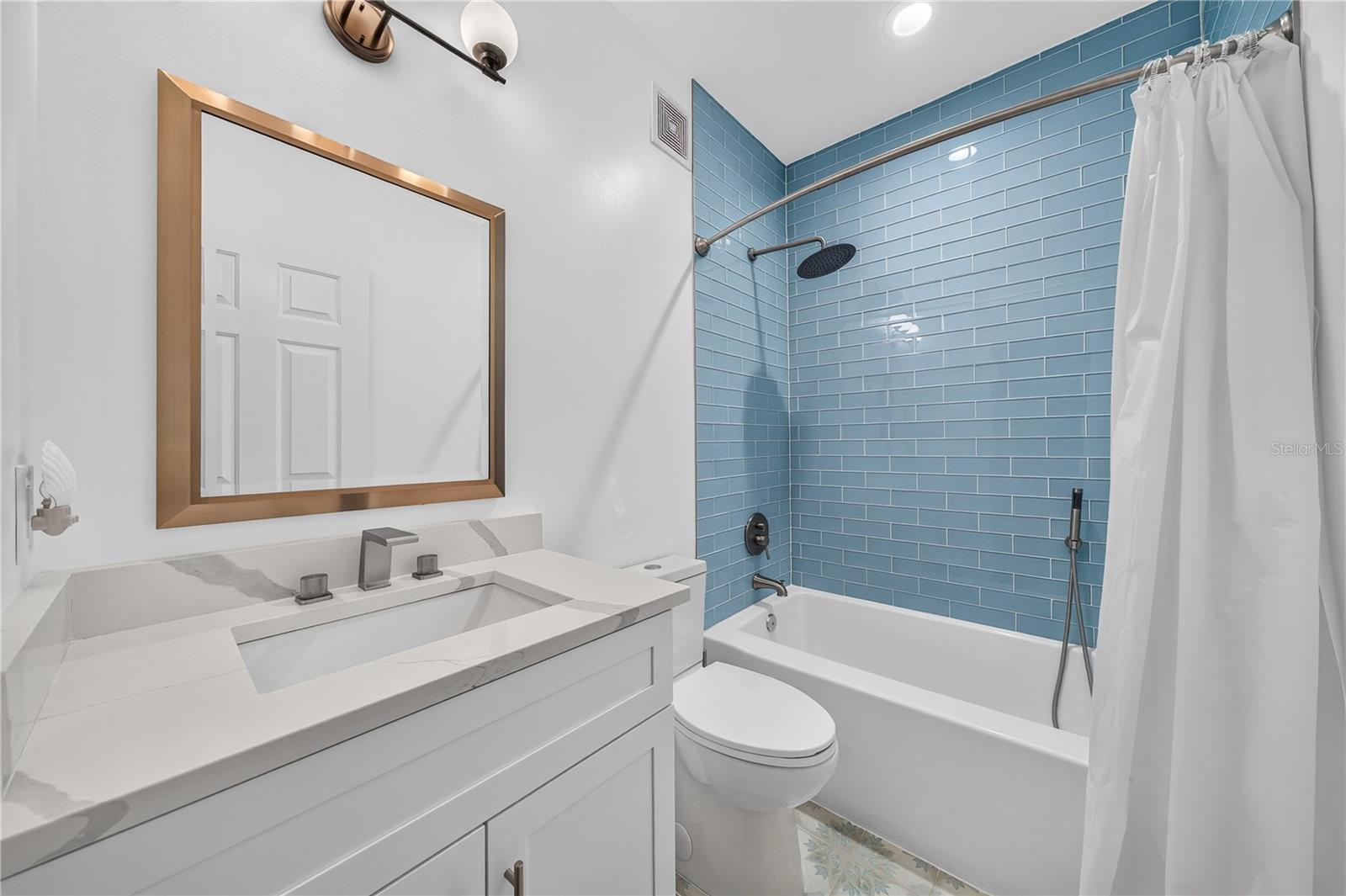 SPRING PARK TOWNHOMES - Residential