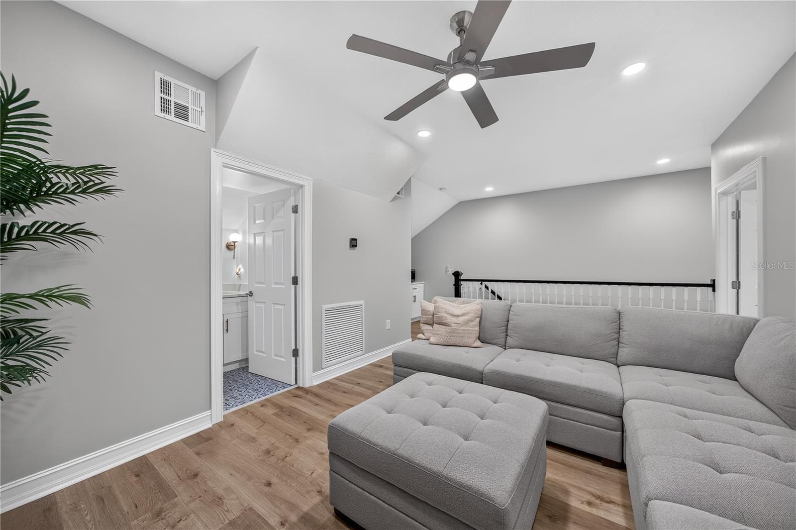 SPRING PARK TOWNHOMES - Residential