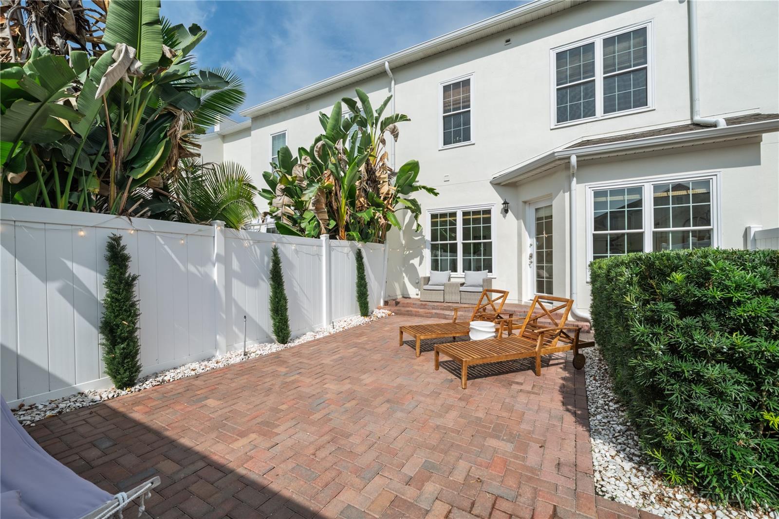 SPRING PARK TOWNHOMES - Residential