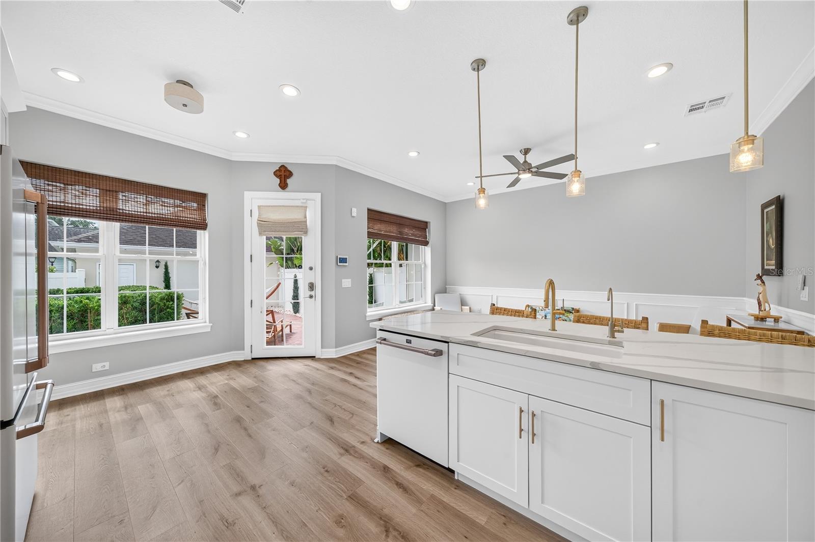 SPRING PARK TOWNHOMES - Residential