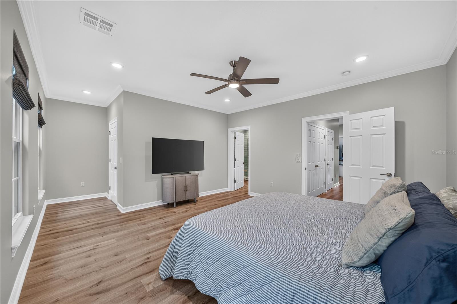 SPRING PARK TOWNHOMES - Residential
