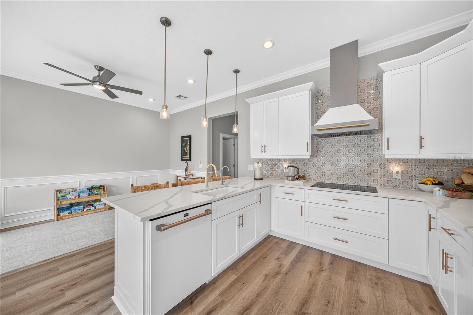SPRING PARK TOWNHOMES - Residential
